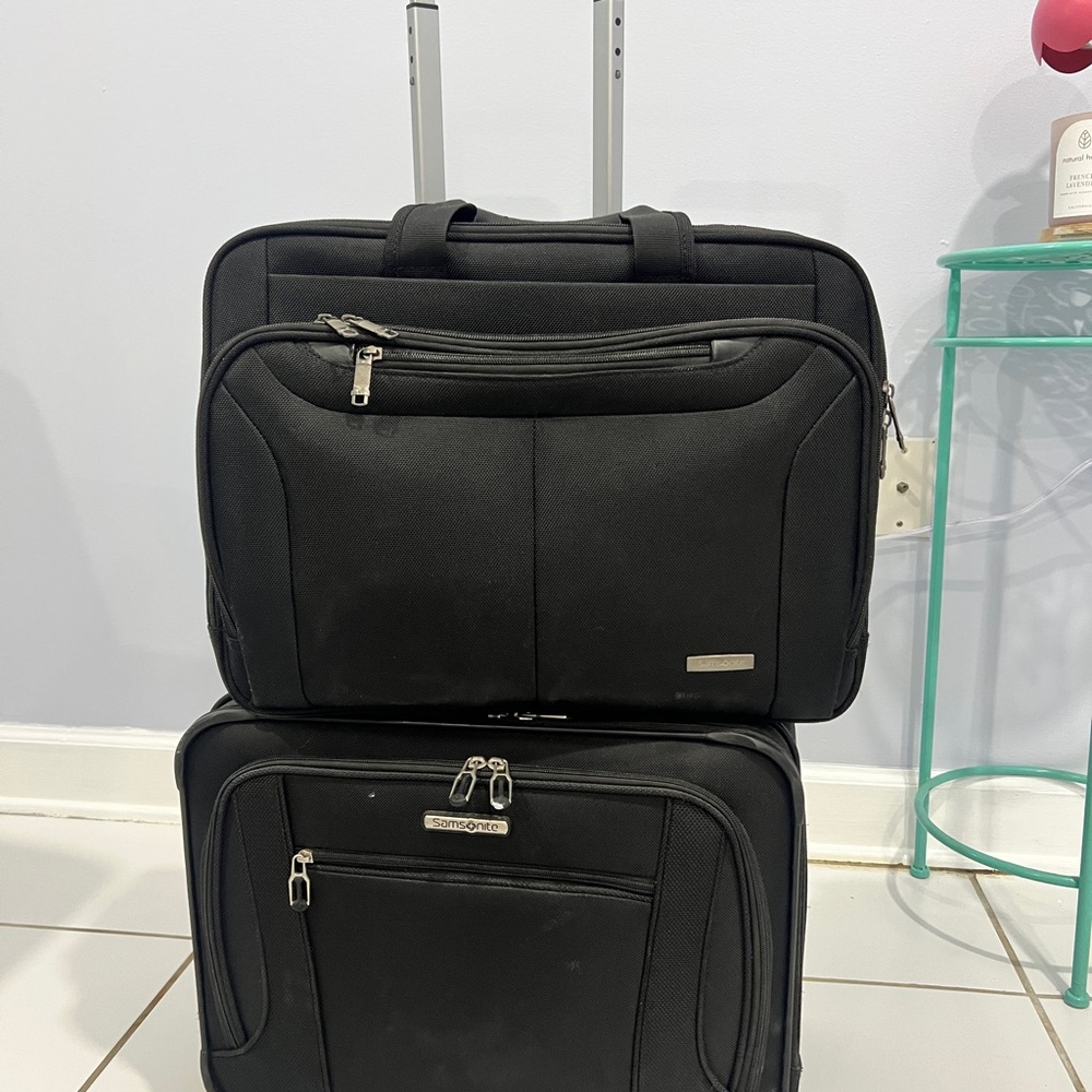 Black Samsonite Men's Bag